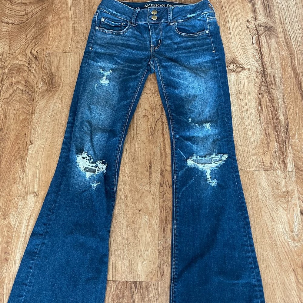 American Eagle Artist Flare Distressed Jeans Sz 4